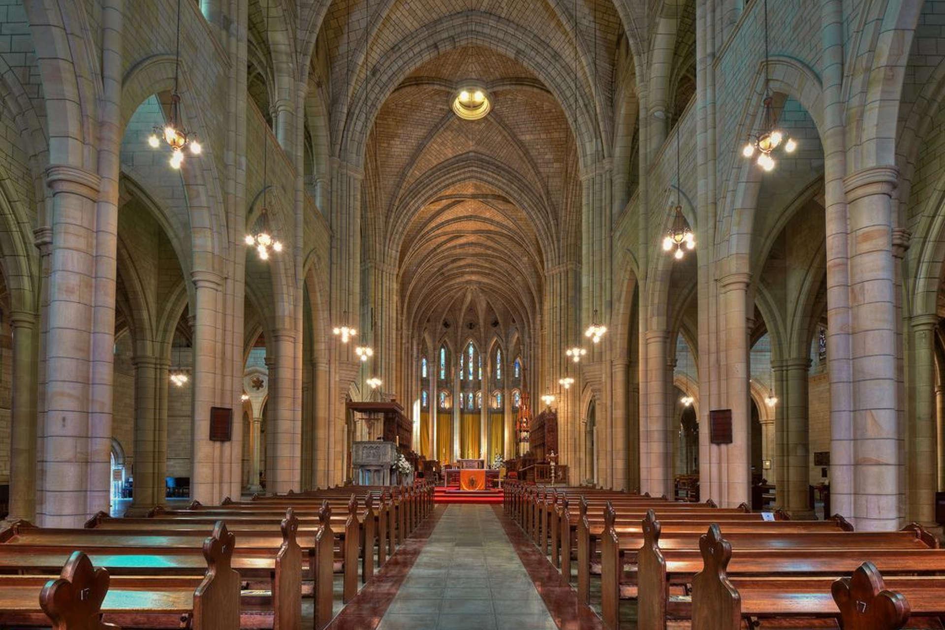Interior de la iglesia